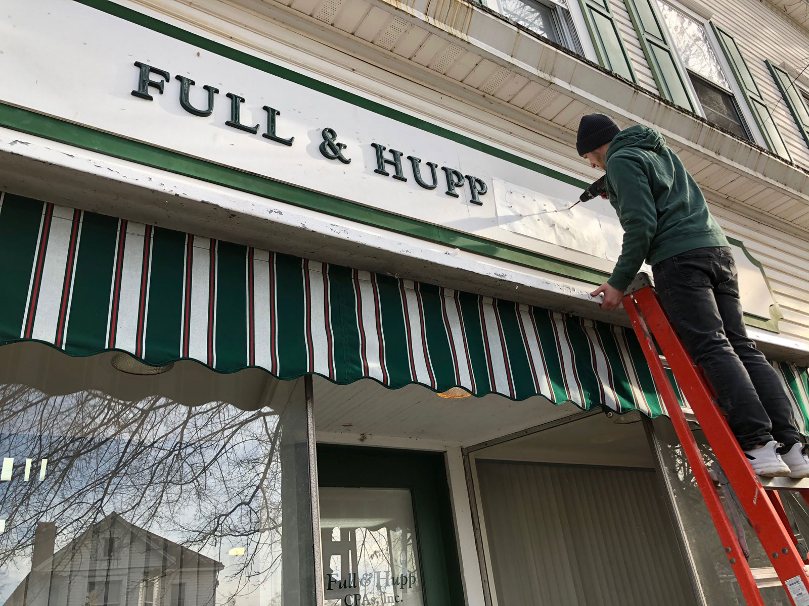 signage installation